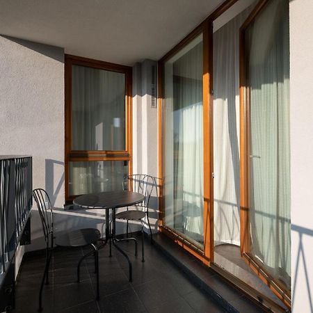 ורשה Nexthome Boutique Apartments - Klimatyzacja - Air Conditioning - New מראה חיצוני תמונה